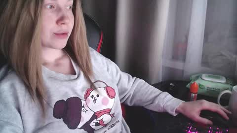 I have new photos come and see with love Molly online show from 10/21/25, 10:21