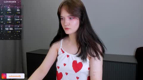 Molly Sulivan online show from 09/23/25, 05:16