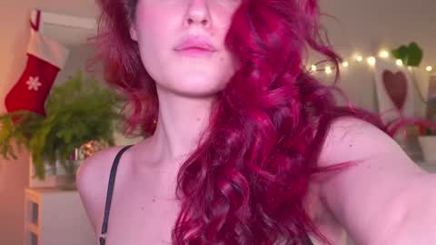 Snapshot of mollysoulful chatting on 01/05/25, 01:26 Hello my name is Fabulous online show from 01/05/25, 01:26