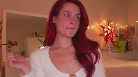 Snapshot of mollysoulful chatting on 01/11/25, 01:53 Hello my name is Fabulous online show from 01/11/25, 01:53