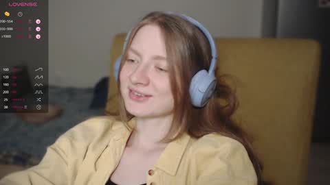 Snapshot of mollytucker chatting on 12/14/24, 02:42 mollytucker online show from 12/14/24, 02:42