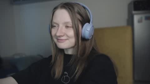 Snapshot of mollytucker chatting on 01/18/25, 12:04 mollytucker online show from 01/18/25, 12:04