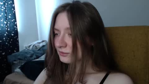 Snapshot of mollytucker chatting on 03/02/25, 09:21 mollytucker online show from 03/02/25, 09:21