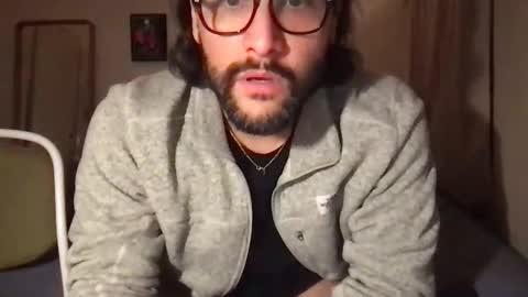 Snapshot of molten_escargot chatting on 12/15/24, 09:13 molten_escargot online show from 12/15/24, 09:13