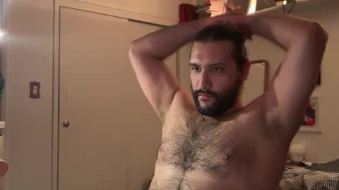 Snapshot of molten_escargot chatting on 01/15/25, 04:47 molten_escargot online show from 01/15/25, 04:47