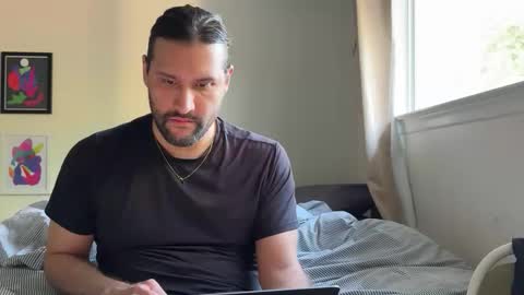 Snapshot of molten_escargot chatting on 01/18/25, 12:13 molten_escargot online show from 01/18/25, 12:13