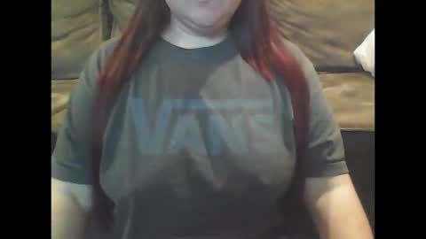 mommies_mooseknuckle online show from 10/15/25, 12:49