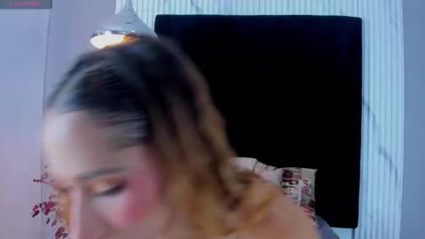 MONIK FOX online show from 10/11/25, 11:58