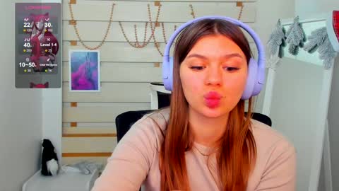 Monika online show from 01/02/25, 02:46