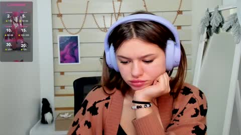 Monika online show from 01/11/25, 02:58