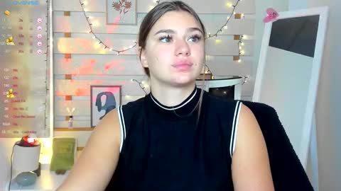 Monika online show from 10/15/25, 01:44