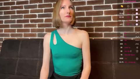 MonikaBos online show from 11/13/25, 09:58