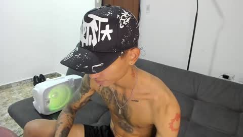 monkeyd_66 online show from 01/16/25, 12:53