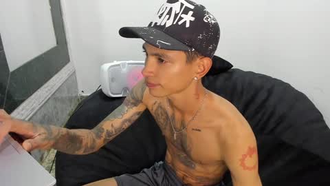 monkeyd_66 online show from 01/22/25, 09:43