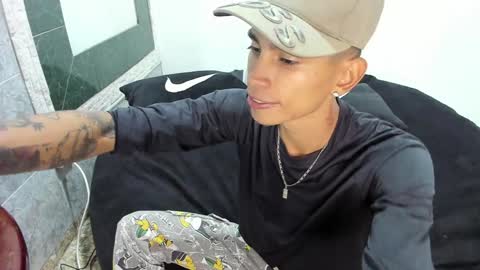 monkeyd_66 online show from 02/02/25, 09:30