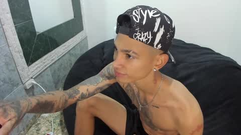 monkeyd_66 online show from 02/08/25, 11:55