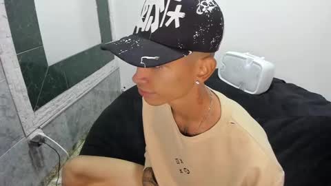 monkeyd_66 online show from 02/09/25, 11:25