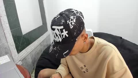 monkeyd_66 online show from 02/15/25, 11:50