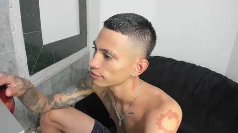 monkeyd_66 online show from 02/27/25, 04:43