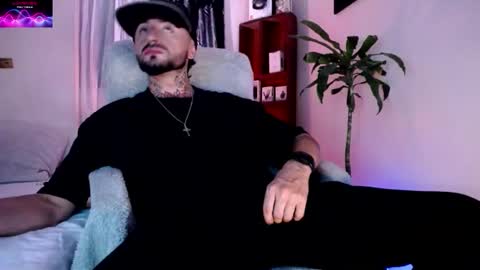 Snapshot of monnojones chatting on 10/09/25, 01:47 monnojones online show from 10/09/25, 01:47