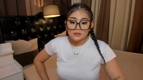 Ruthie online show from 01/17/25, 01:04