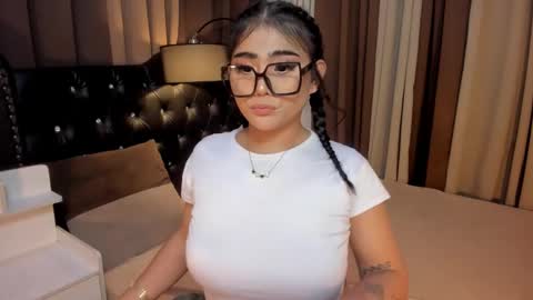 Ruthie online show from 01/26/25, 03:25