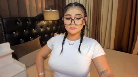 Ruthie online show from 02/19/25, 04:55