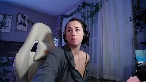 Snapshot of monstrumologist chatting on 12/28/24, 01:29 Lydia Mooney online show from 12/28/24, 01:29