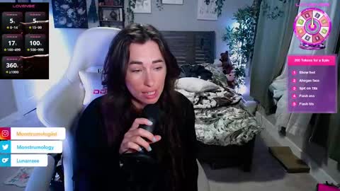 Snapshot of monstrumologist chatting on 02/07/25, 03:01 Lydia Mooney online show from 02/07/25, 03:01