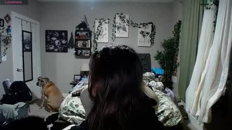 Snapshot of monstrumologist chatting on 03/06/25, 01:16 Lydia Mooney online show from 03/06/25, 01:16