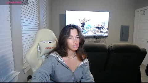 Snapshot of monstrumologist chatting on 10/22/25, 01:28 Lydia Mooney online show from 10/22/25, 01:28