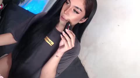 Snapshot of montrous_princessx chatting on 01/13/25, 11:52 Princess take me to private or password show online show from 01/13/25, 11:52