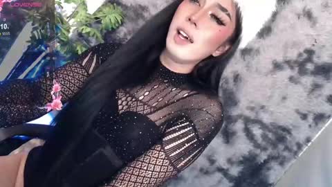 Snapshot of montrous_princessx chatting on 02/10/25, 09:47 Princess take me to private or password show online show from 02/10/25, 09:47