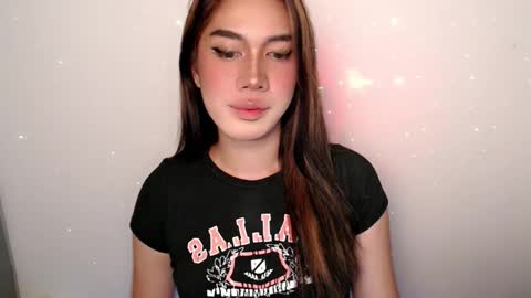 Snapshot of montrous_princessx chatting on 10/19/25, 08:53 Princess take me to private or password show online show from 10/19/25, 08:53