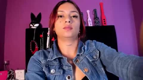 Snapshot of monttserratt chatting on 10/29/25, 11:45 Monttserratt online show from 10/29/25, 11:45