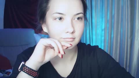 moodiemira online show from 11/11/25, 05:13