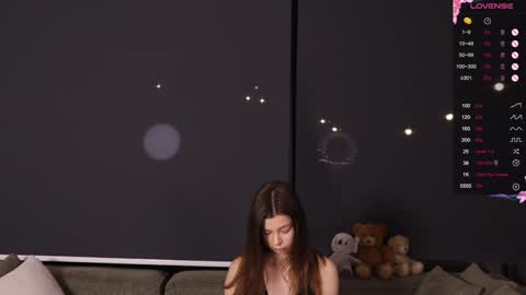 Snapshot of moon_night_anna chatting on 12/17/24, 02:23 Anna Trass online show from 12/17/24, 02:23