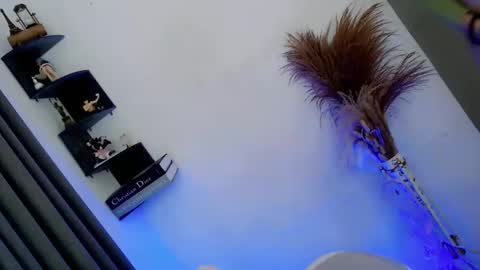 Dalia Moon online show from 11/04/25, 10:09