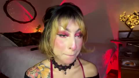 Cinna online show from 11/21/25, 09:02