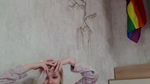 Snapshot of moonlight_mia chatting on 02/28/25, 06:52 Mia online show from 02/28/25, 06:52