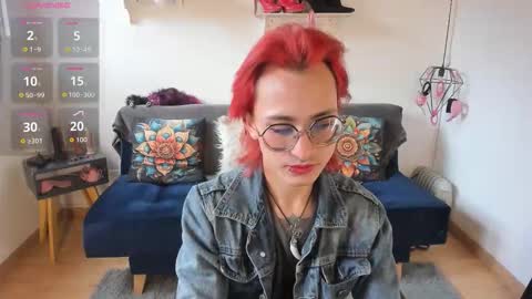 Moon online show from 11/06/25, 09:15