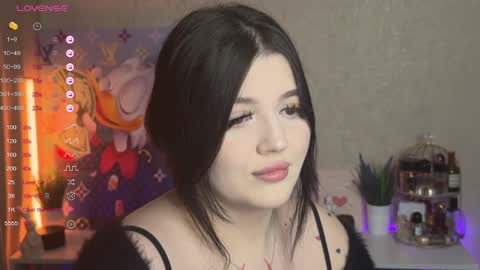 Snapshot of moonrenata chatting on 02/28/25, 10:06 Ri online show from 02/28/25, 10:06