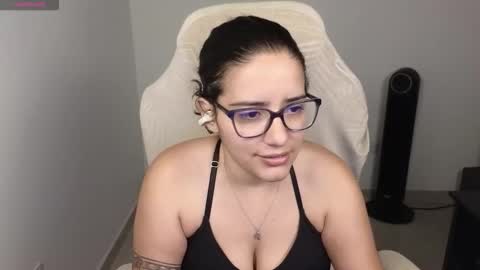 Moon Woman online show from 11/20/25, 05:01