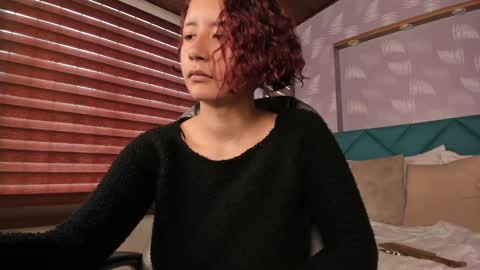 Snapshot of moony_14 chatting on 01/09/25, 08:01 Michelle online show from 01/09/25, 08:01
