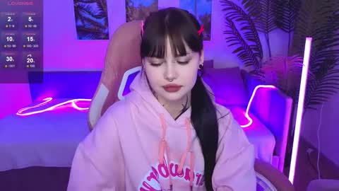 Morana online show from 10/18/25, 02:36