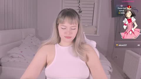 Sofia     online show from 12/07/24, 02:09