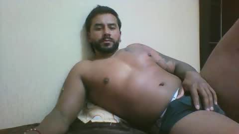 Snapshot of morenito_06 chatting on 10/25/25, 06:10 morenito_06 online show from 10/25/25, 06:10