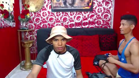 duohot23 online show from 10/06/25, 07:22