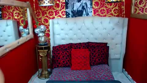 duohot23 online show from 10/18/25, 07:25