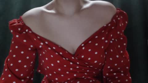 monika online show from 01/08/25, 01:42